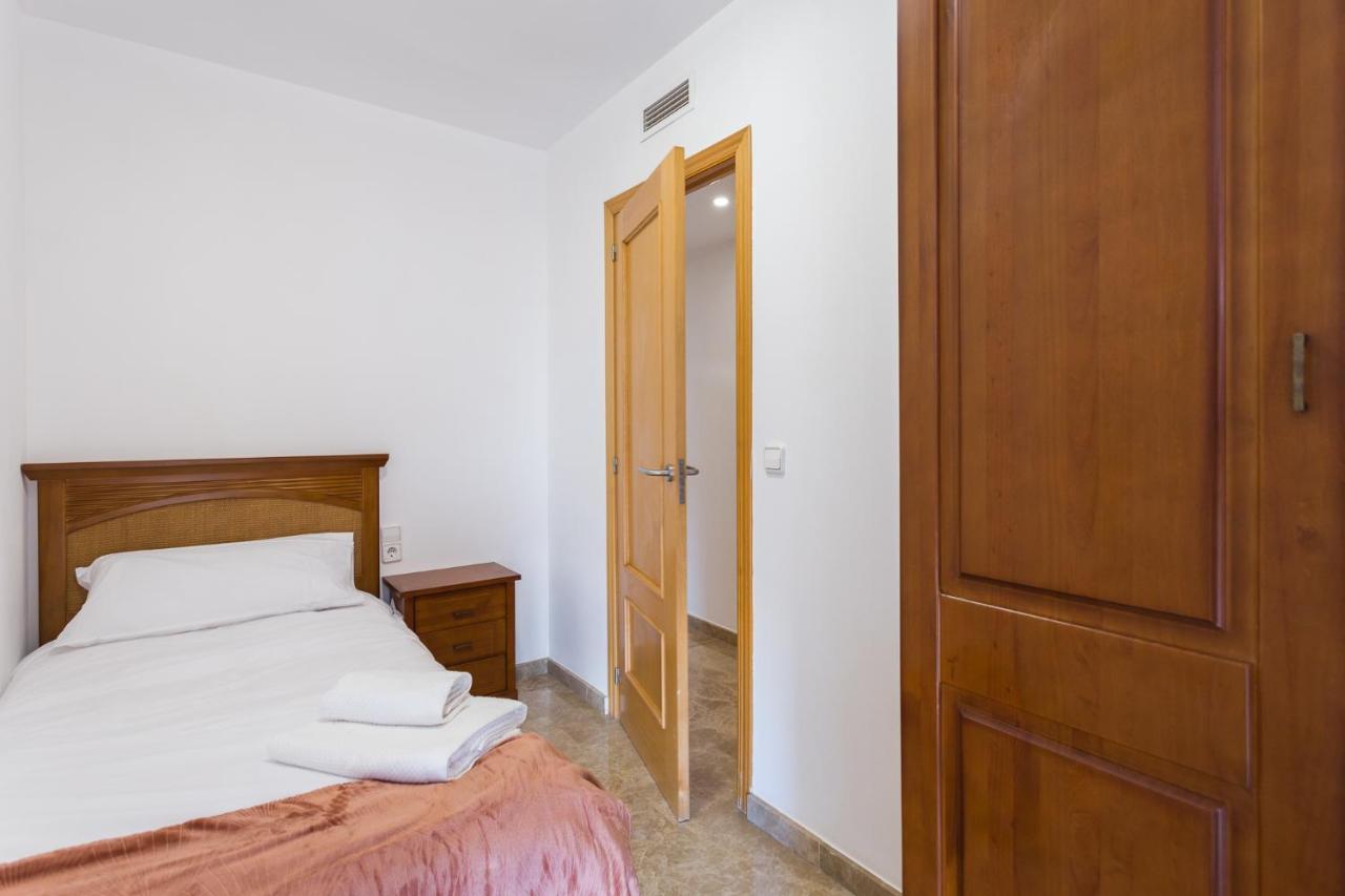 Piso Familiar Cerca Del Centro, Ac Y Wifi Gratis Apartment Valencia Luaran gambar