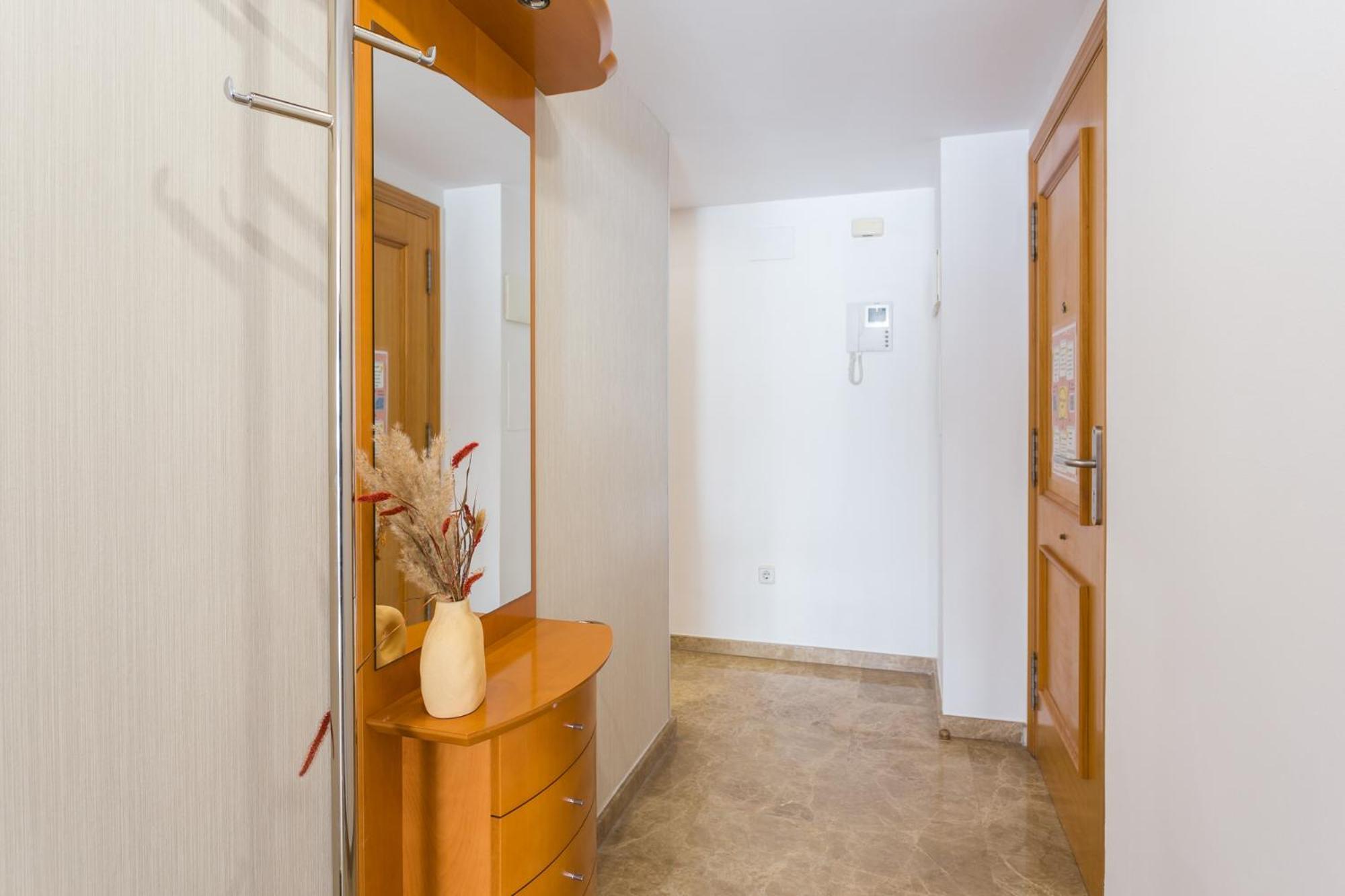 Piso Familiar Cerca Del Centro, Ac Y Wifi Gratis Apartment Valencia Luaran gambar